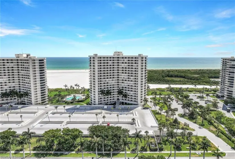 320 Seaview CT, MARCO ISLAND, Florida 34145, 2 Bedrooms Bedrooms, ,2 BathroomsBathrooms,Residential,For Sale,Seaview,224045751