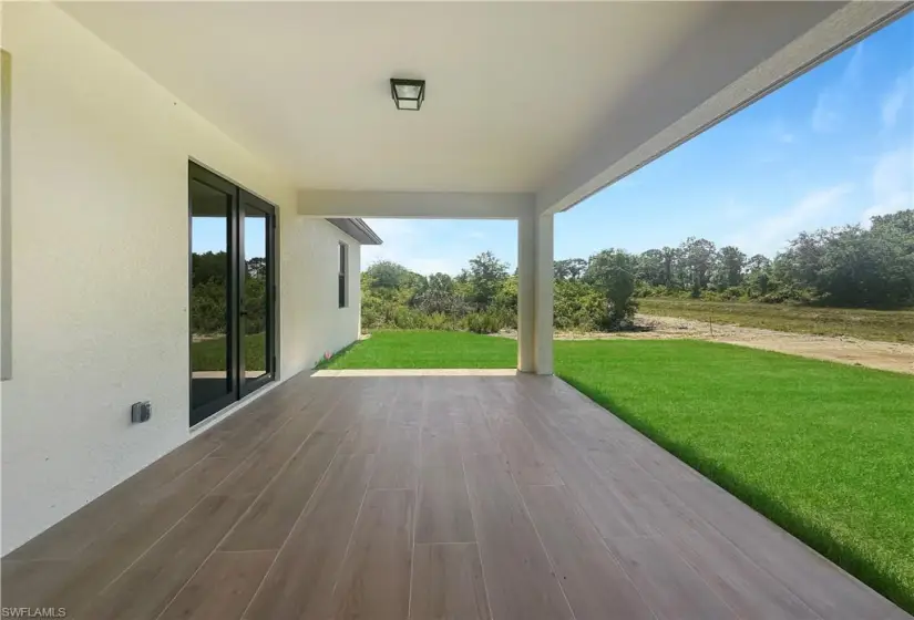 Tiled covered Patio